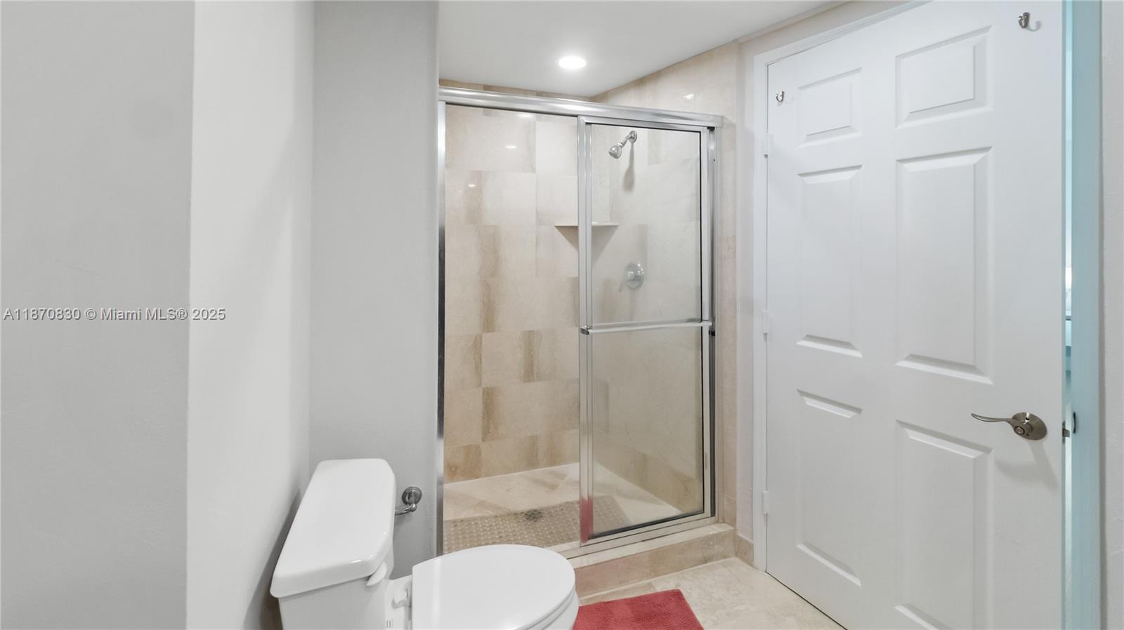 3370 Hidden Bay Dr #2010 Aventura, FL 33180