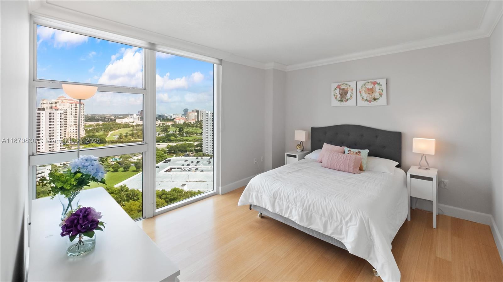 3370 Hidden Bay Dr #2010 Aventura, FL 33180