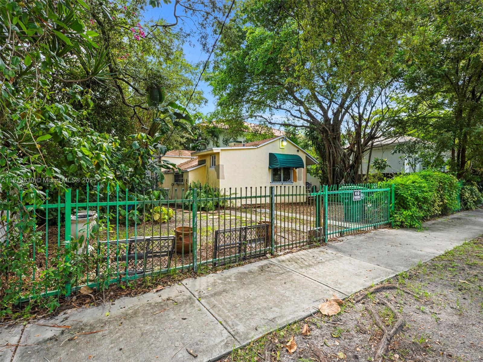 2295 SW 16th Ct