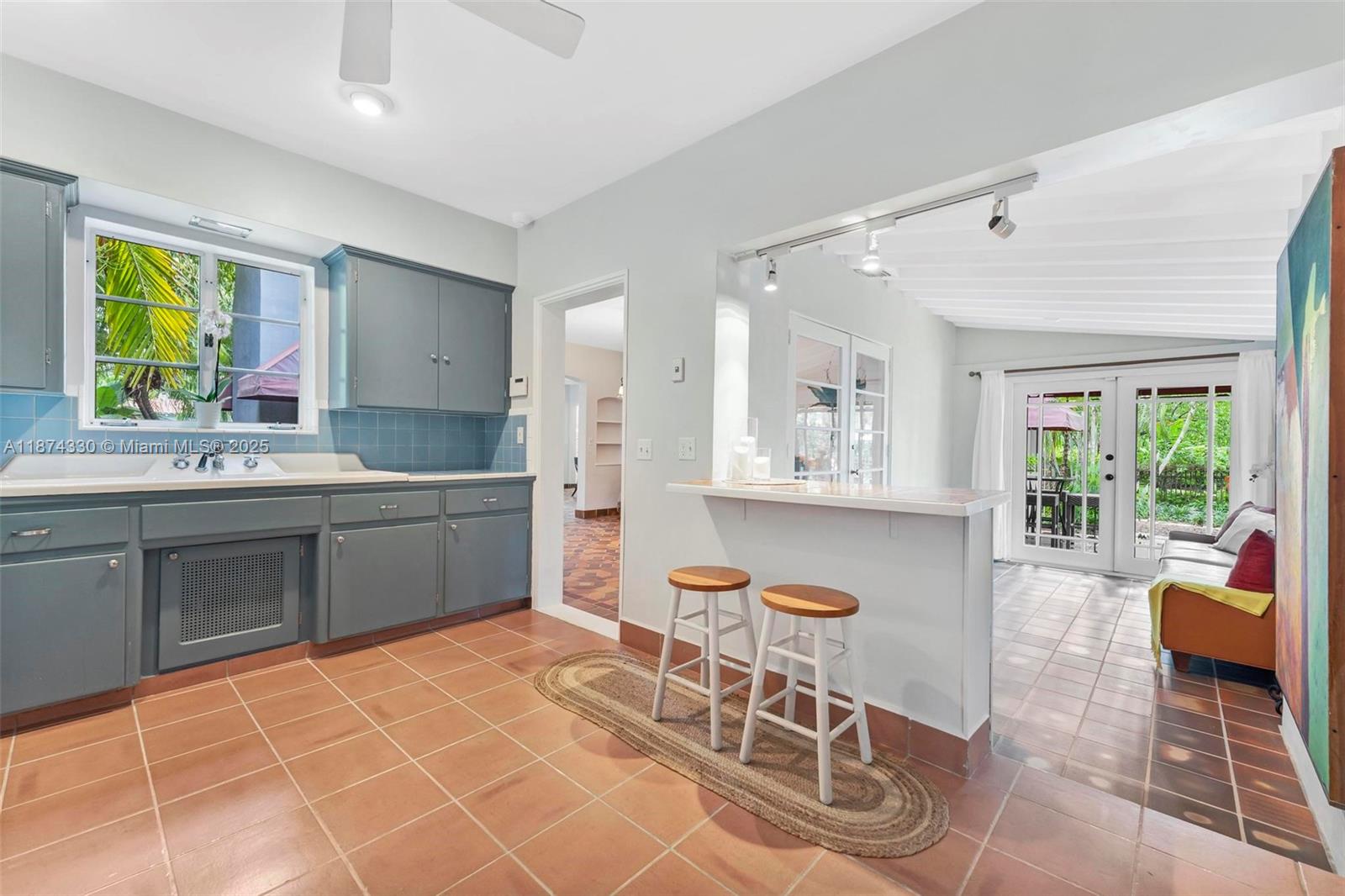 492 NE 55th St Miami, FL 33137