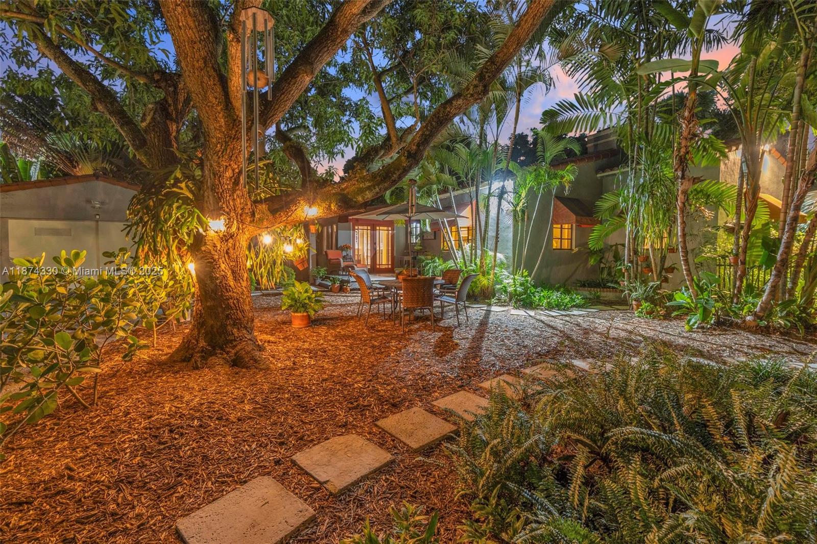 492 NE 55th St Miami, FL 33137