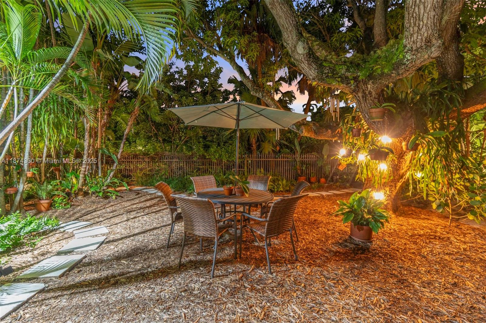 492 NE 55th St Miami, FL 33137