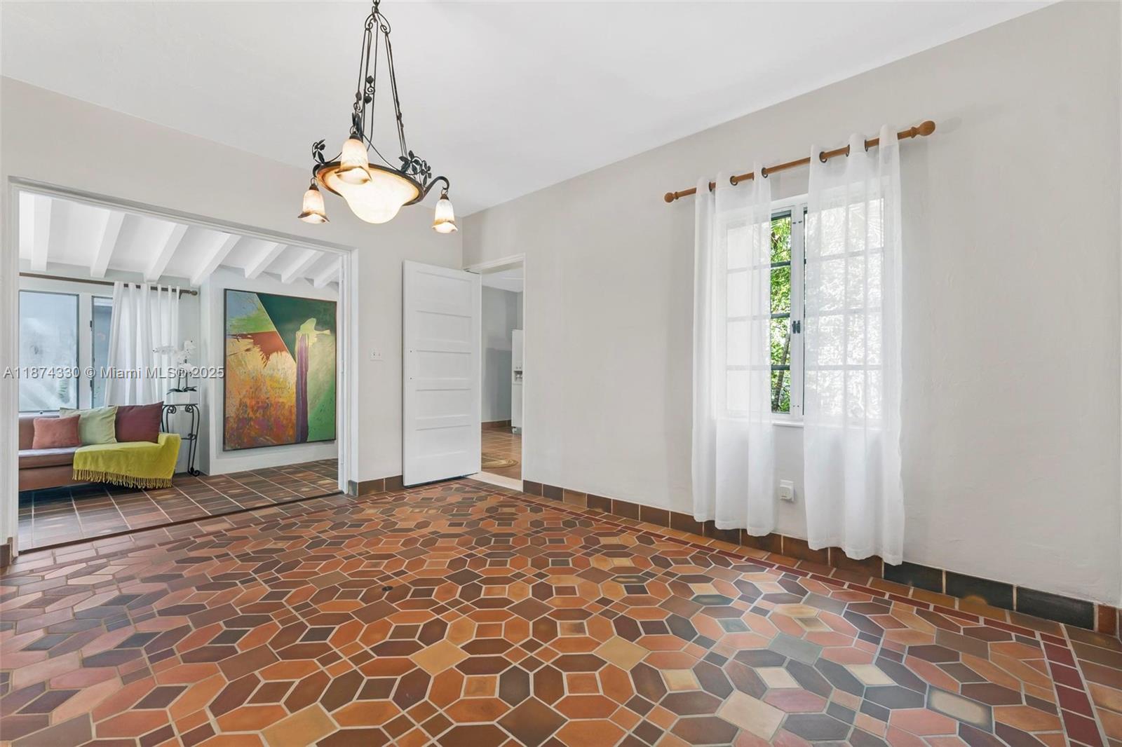 492 NE 55th St Miami, FL 33137