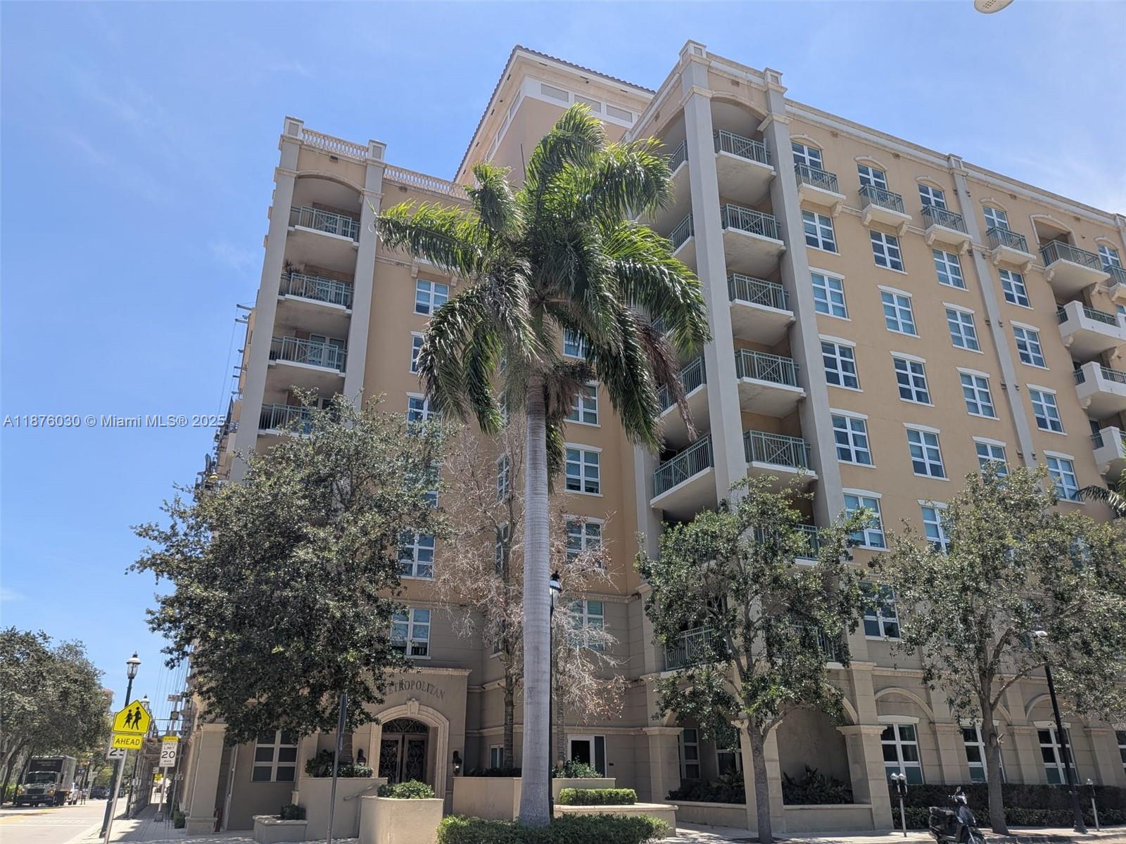 403 S Sapodilla Ave #803