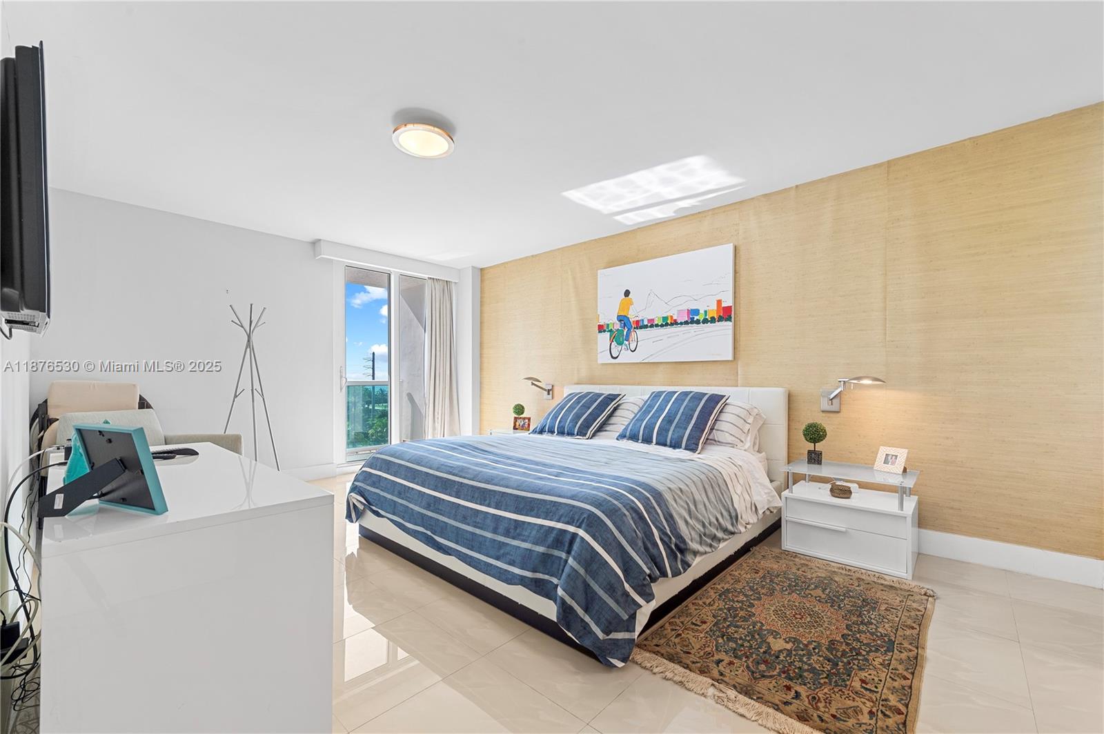 image Arlen House East Condo2