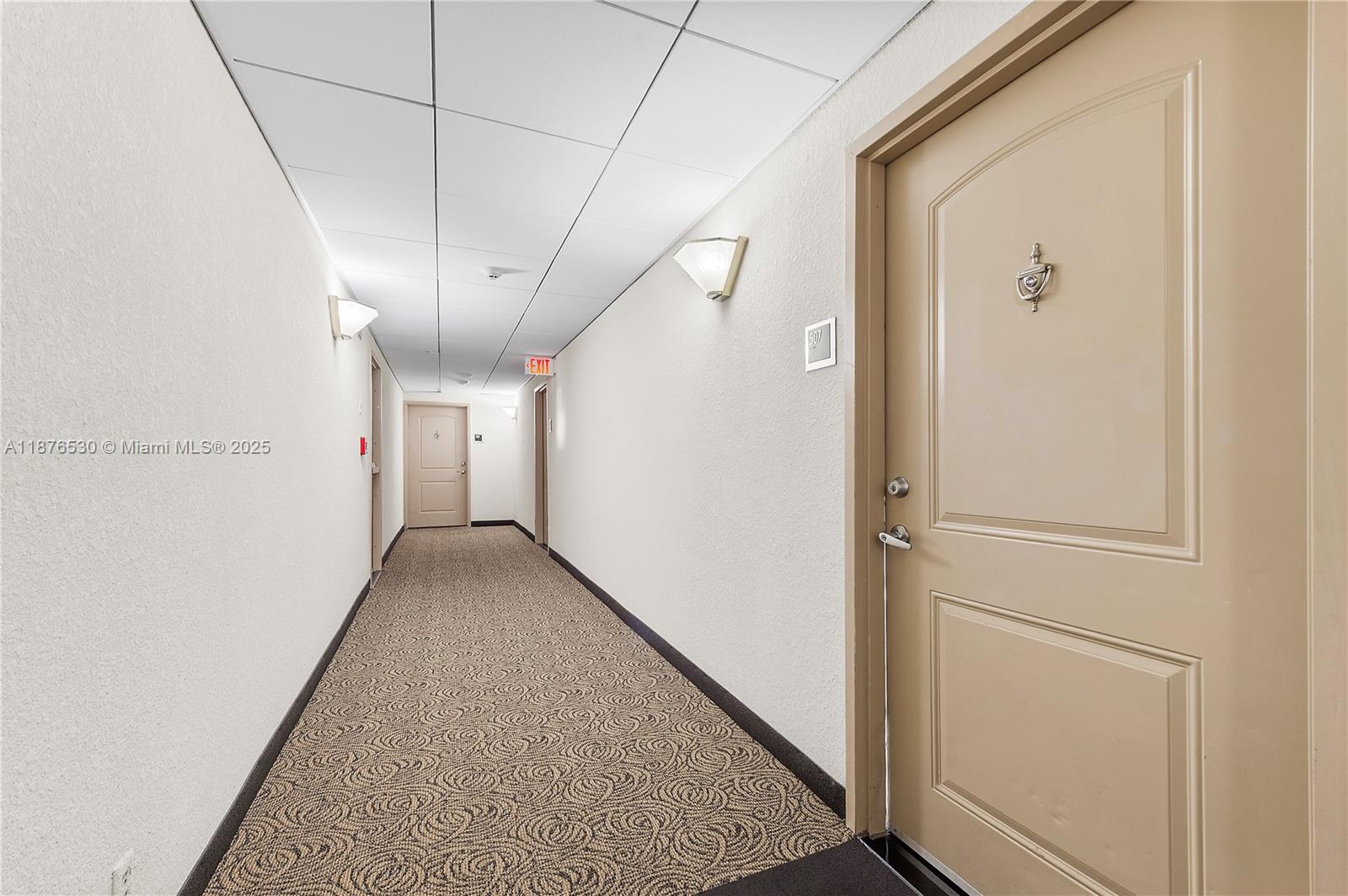 image Arlen House East Condo38