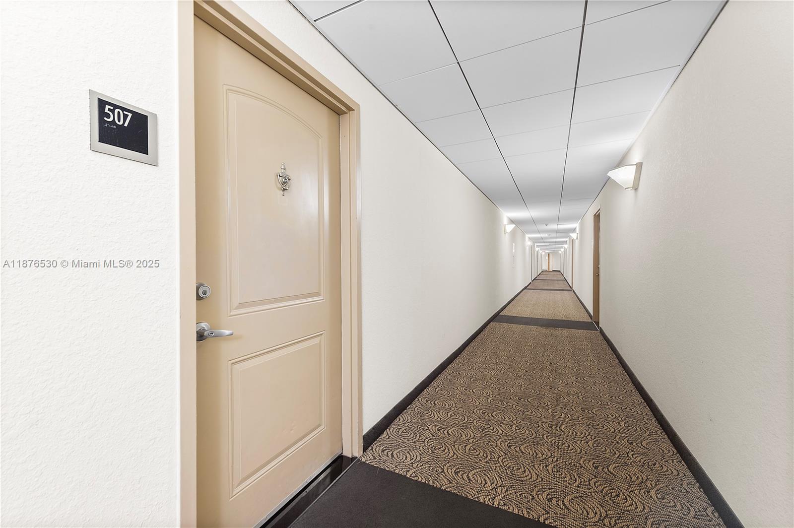 image Arlen House East Condo39