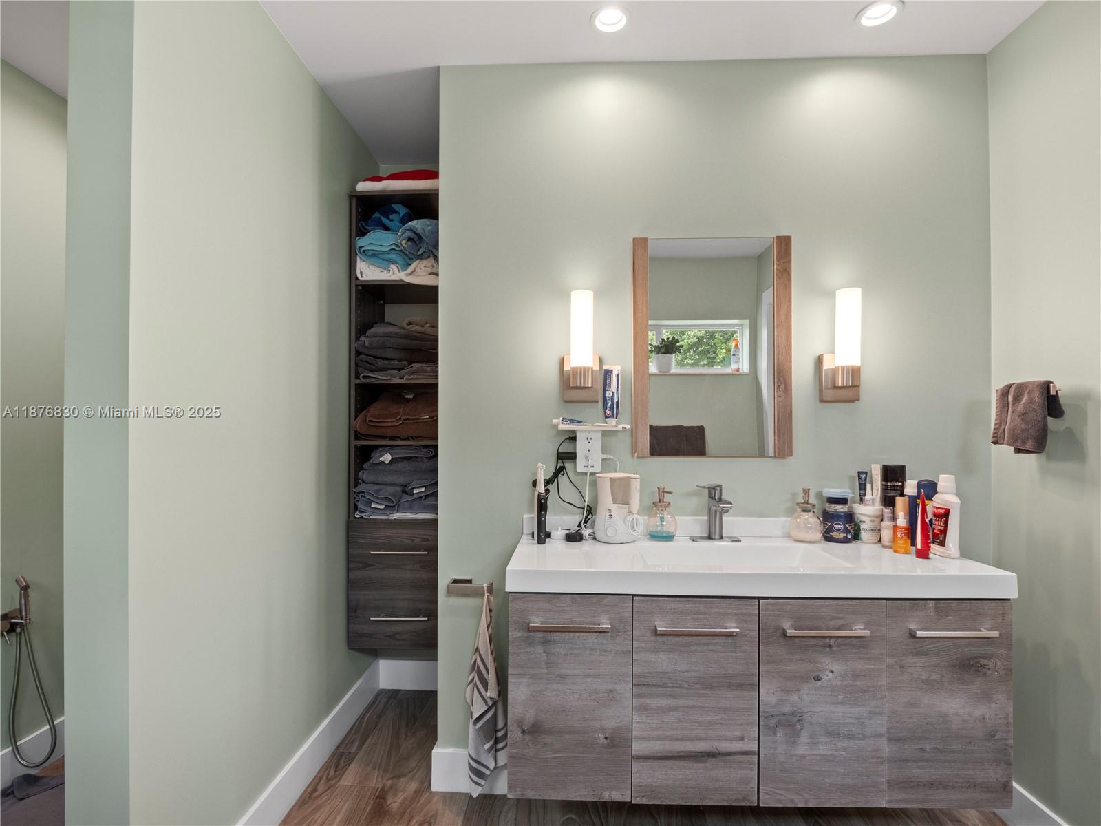 10311 SW 89th St Miami, FL 33176