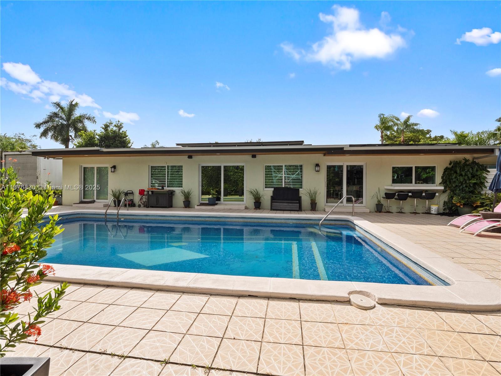 10311 SW 89th St Miami, FL 33176