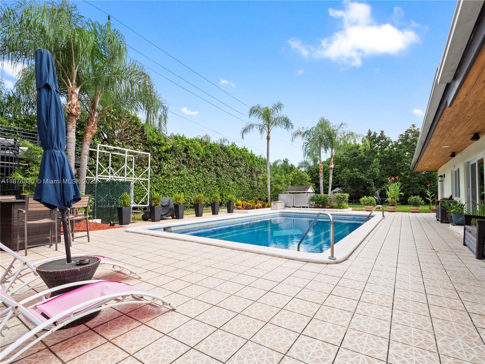 10311 SW 89th St Miami, FL 33176