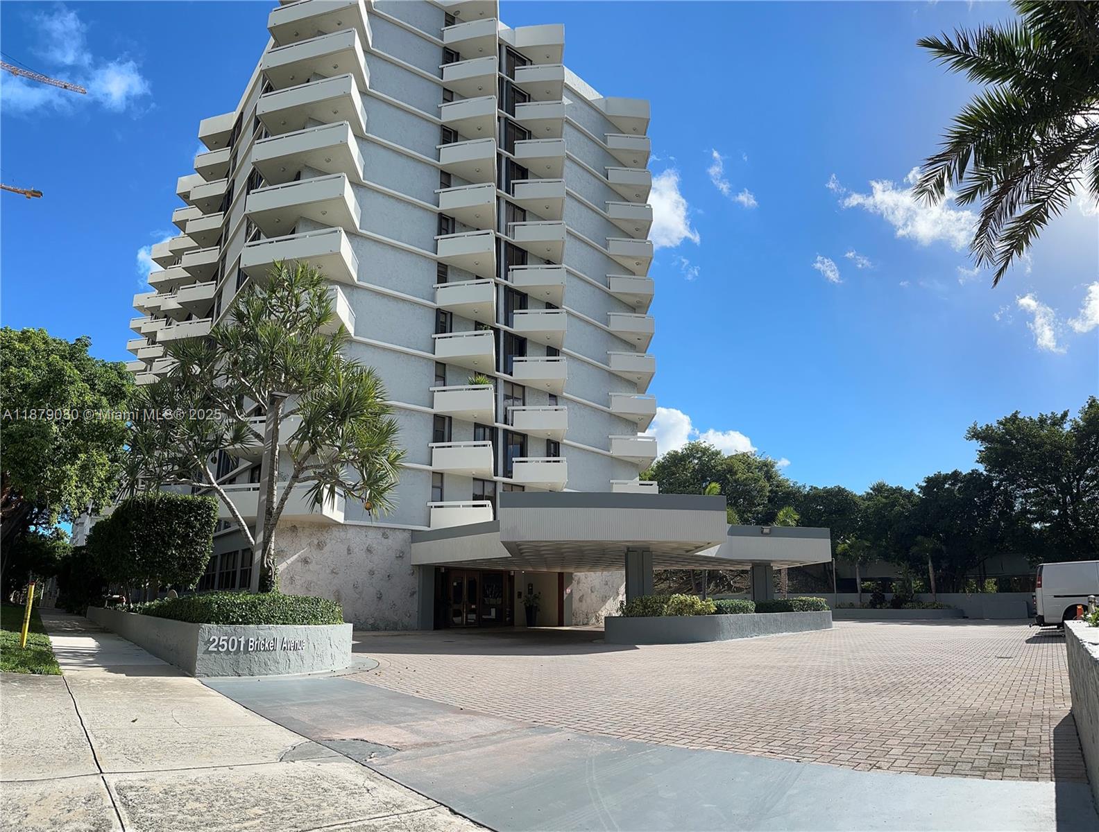 2501 Brickell Ave #209