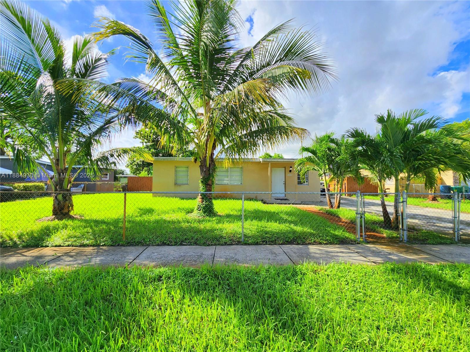 3640 NW 4th St