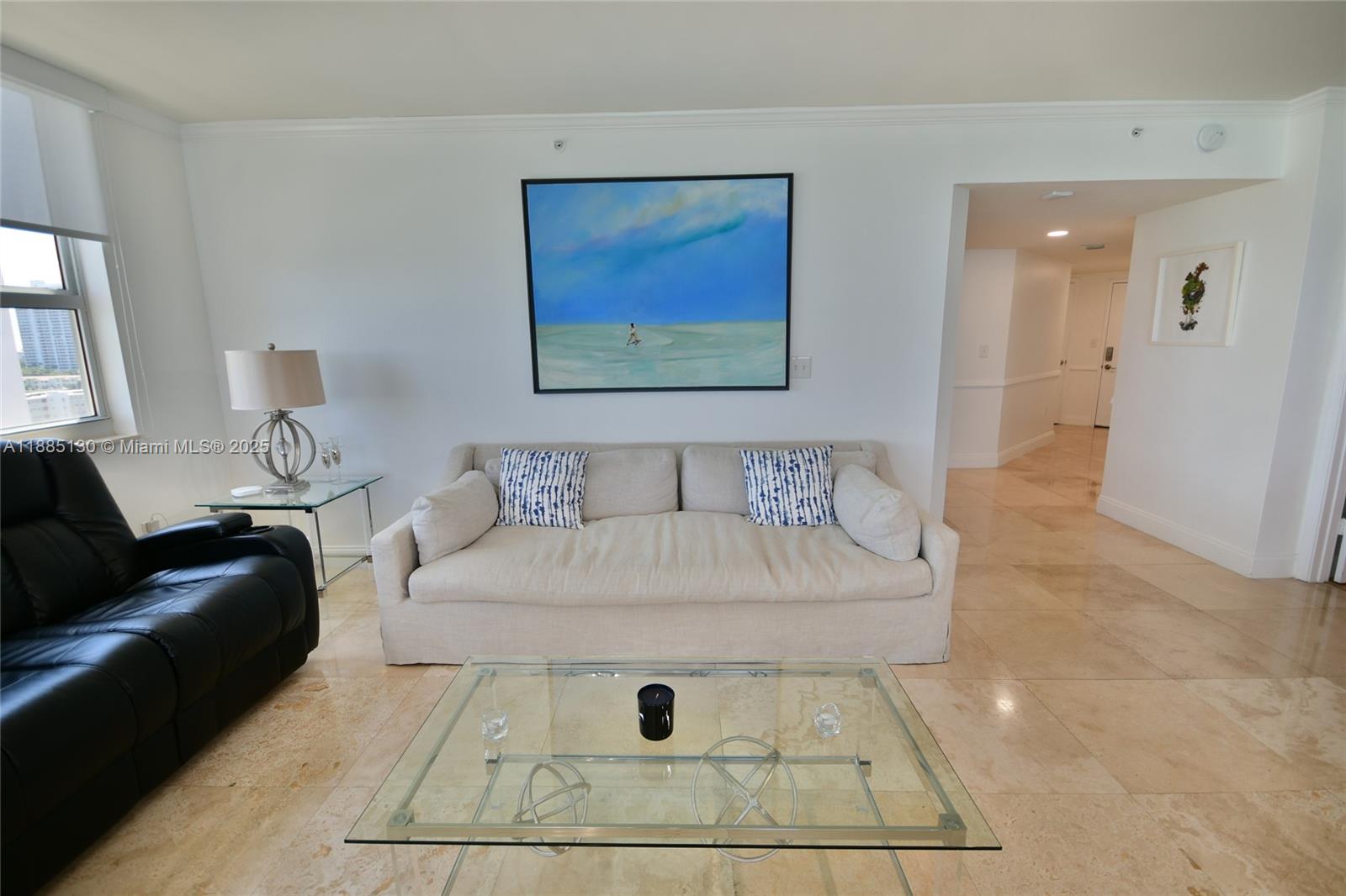image 2080 Ocean Dr21