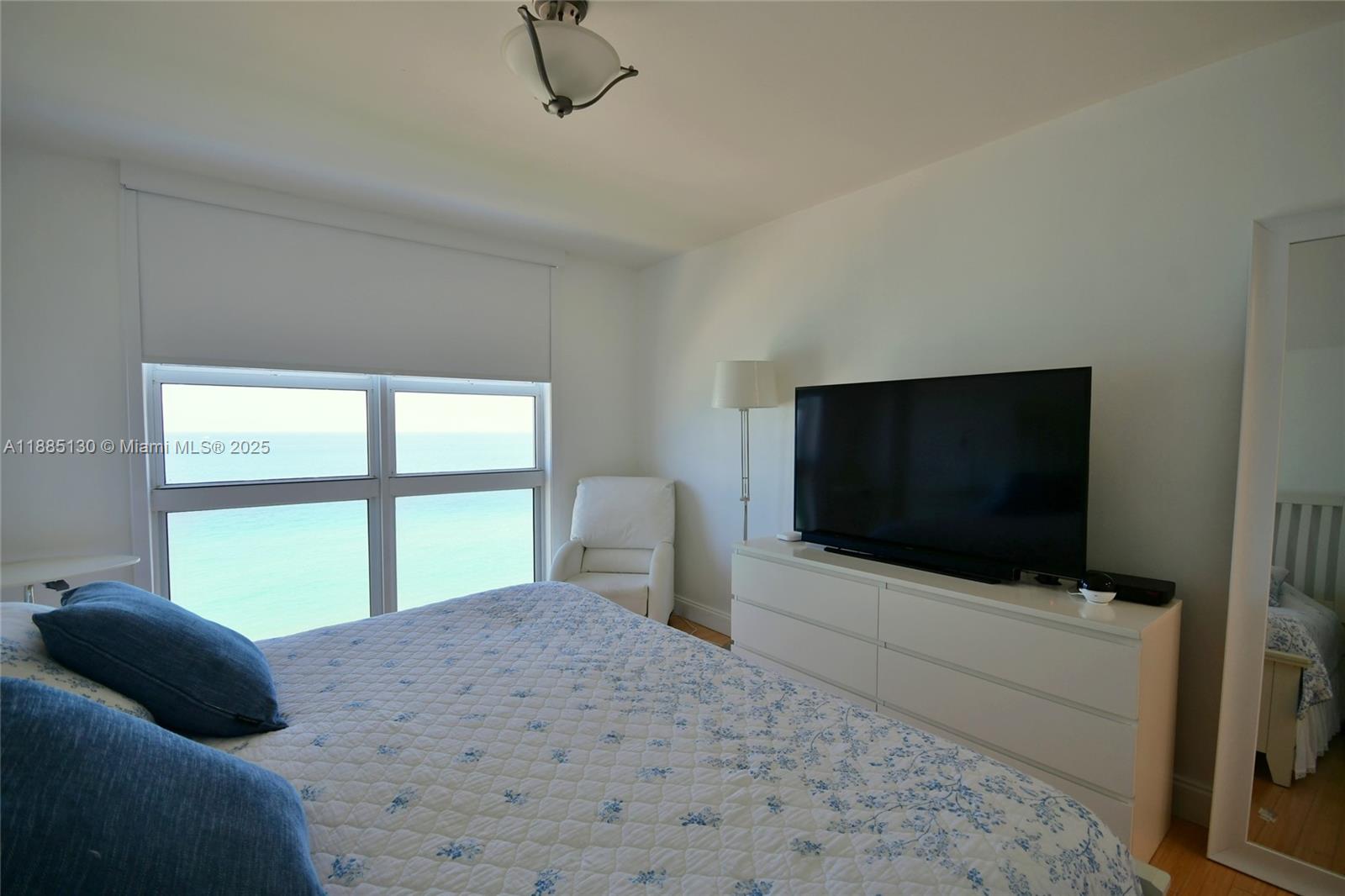 image 2080 Ocean Dr31