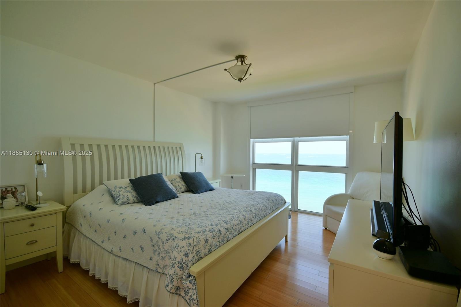 image 2080 Ocean Dr32