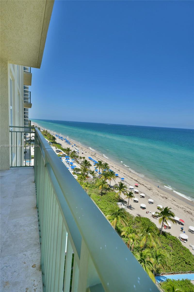 image 2080 Ocean Dr86