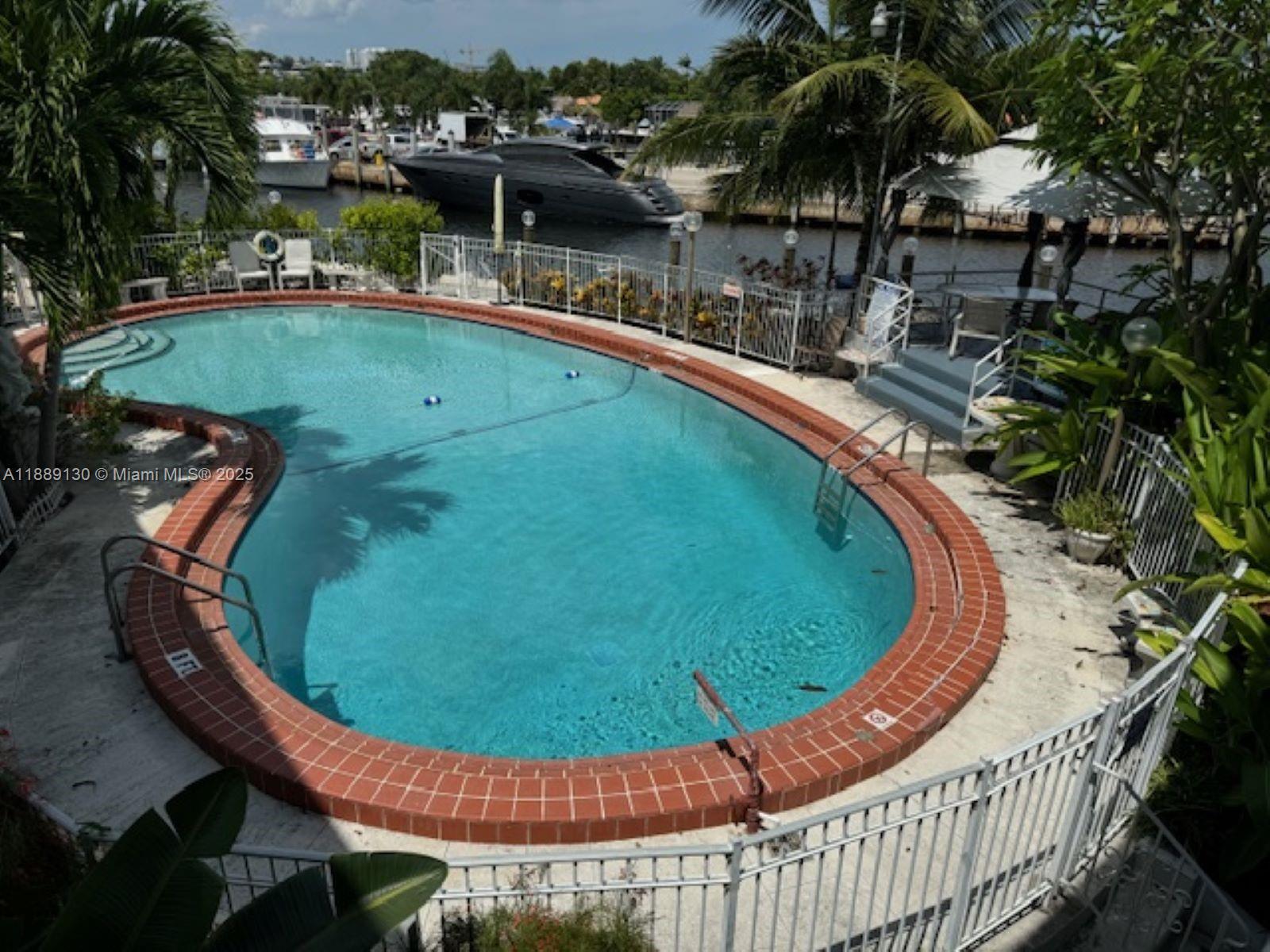 13105 Ixora Ct #303 North Miami, FL 33181