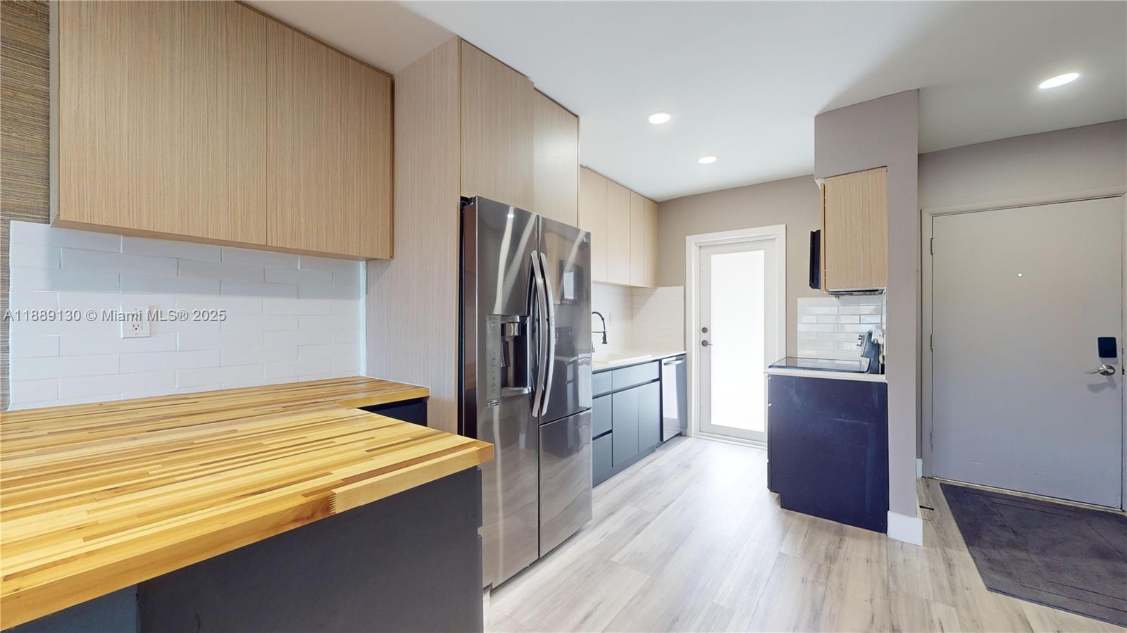 13105 Ixora Ct #303 North Miami, FL 33181