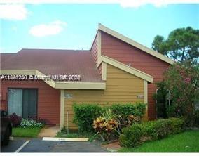 2242 NW 55th Ter