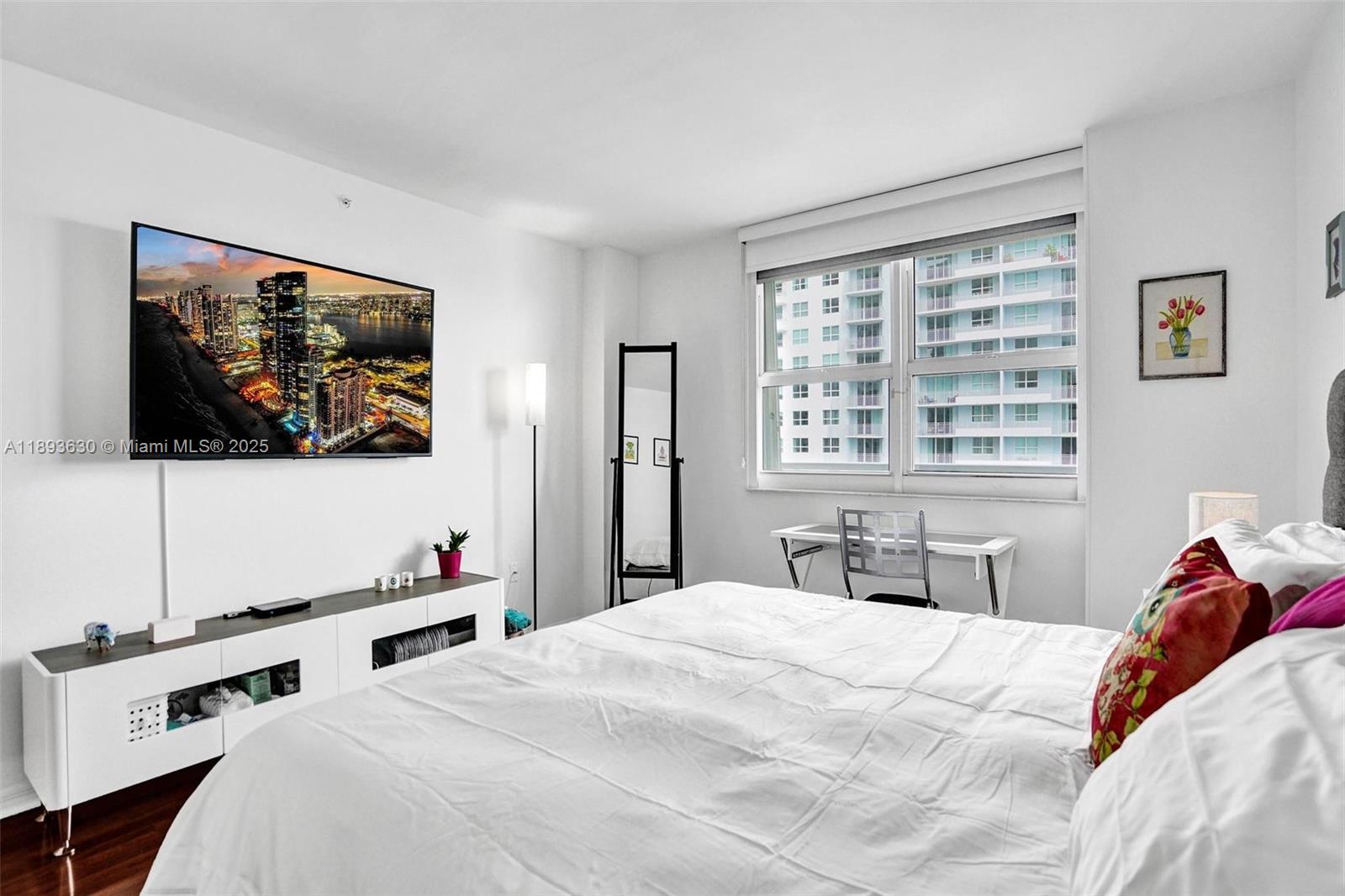 image The Mark On Brickell15