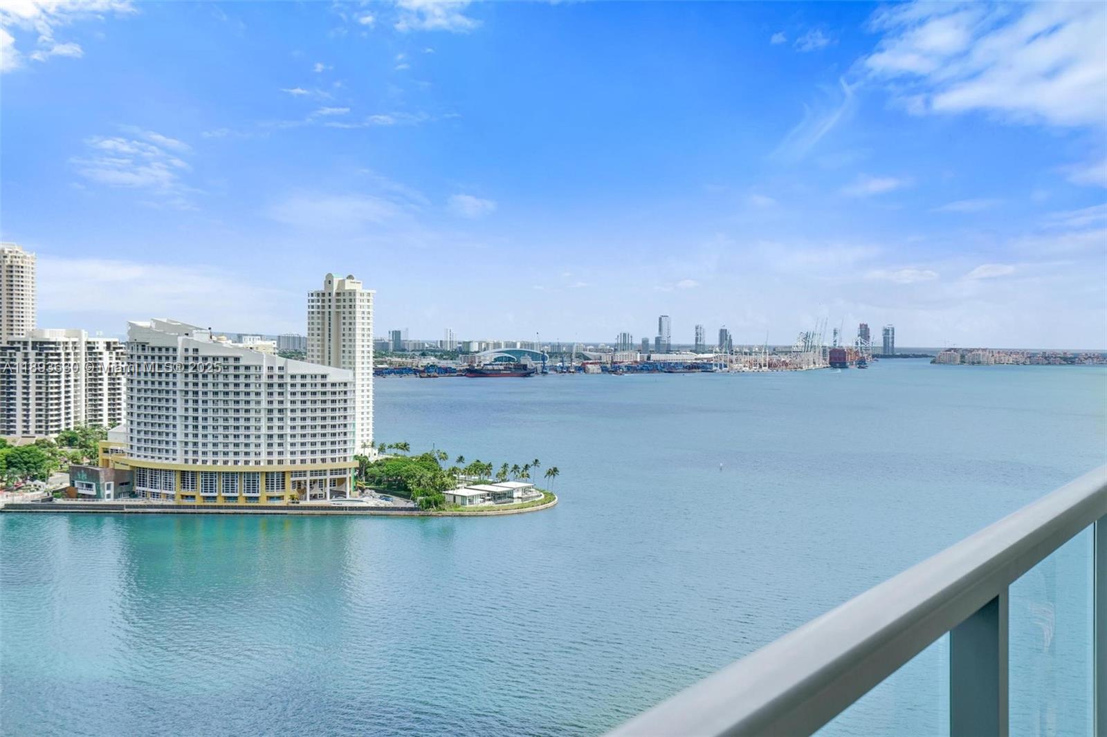 image The Mark On Brickell4