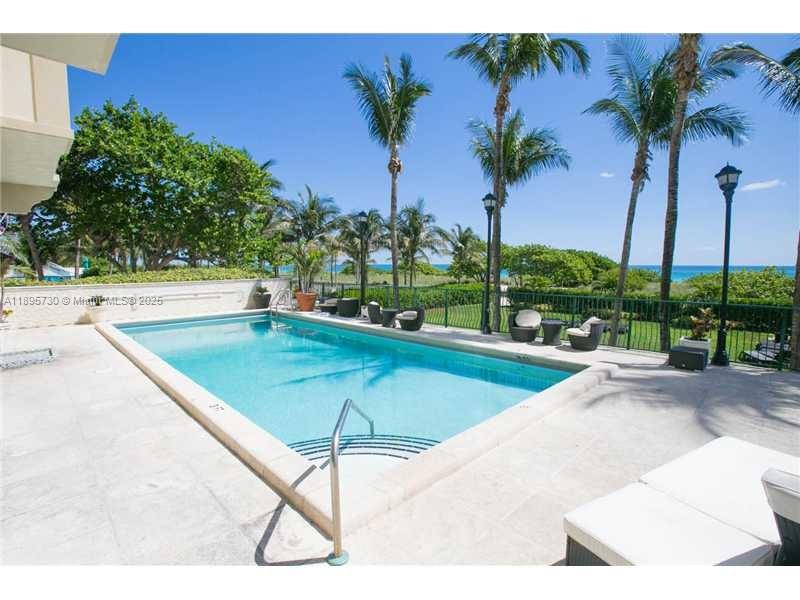 9195 Collins Ave #812