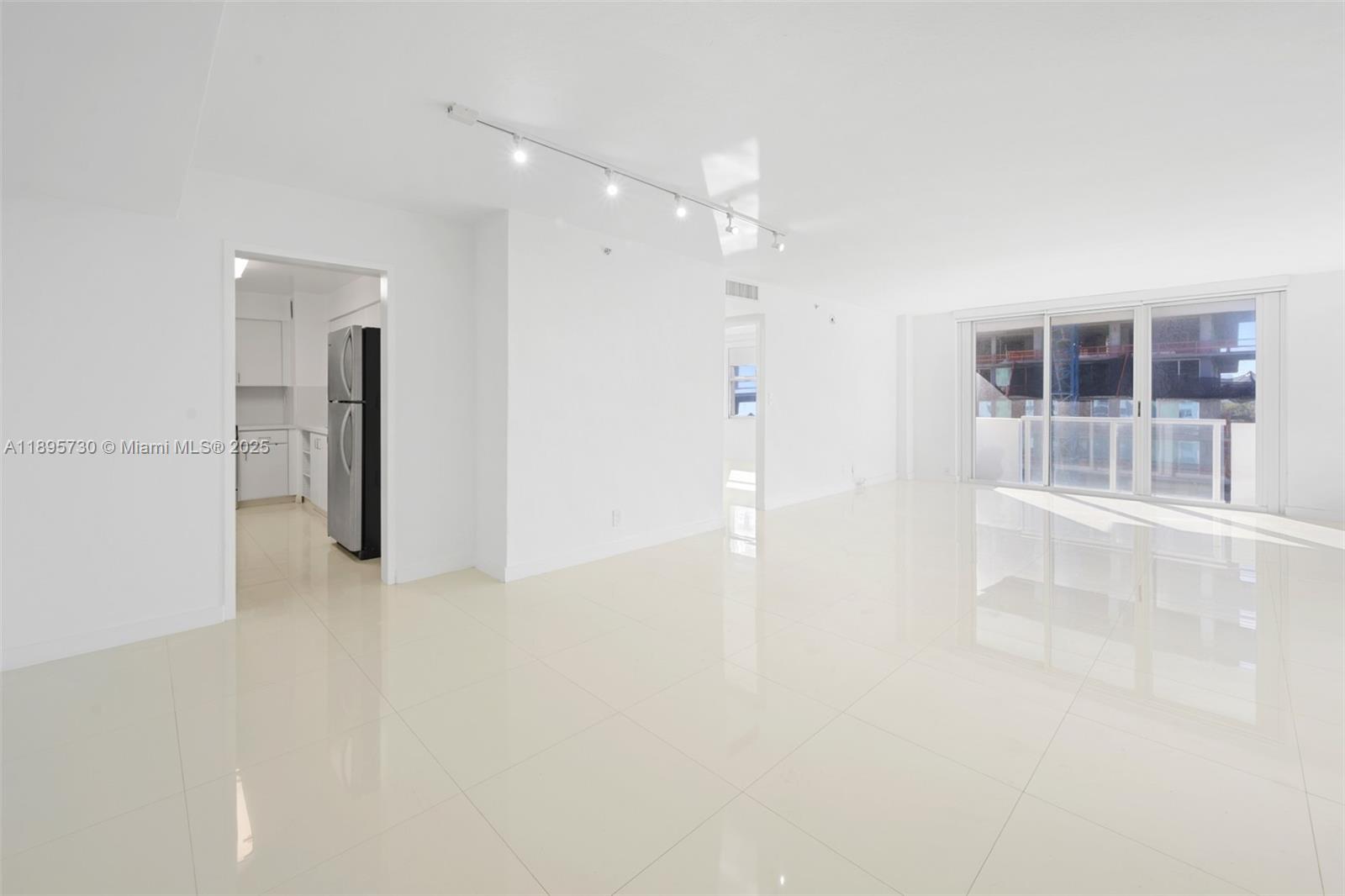 image Carlisle On The Ocean18