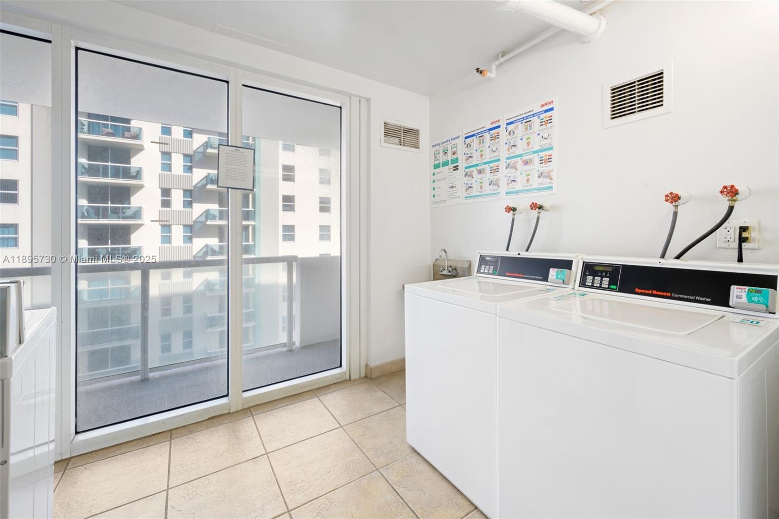 image Carlisle On The Ocean6