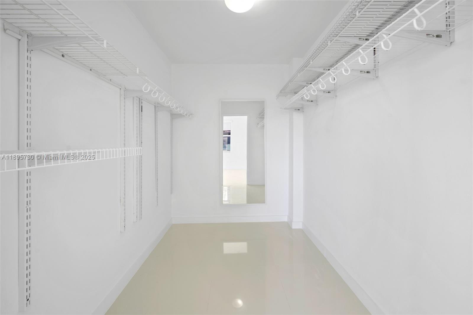 image Carlisle On The Ocean7