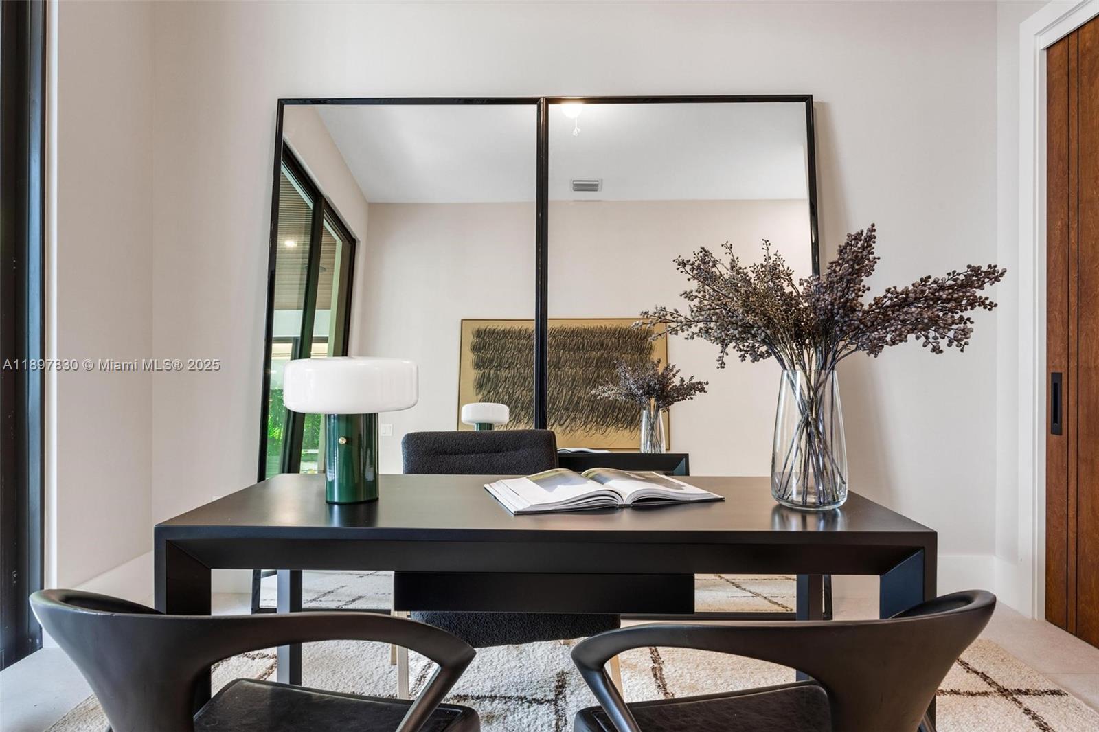 2805 Freeman St Miami, FL 33133