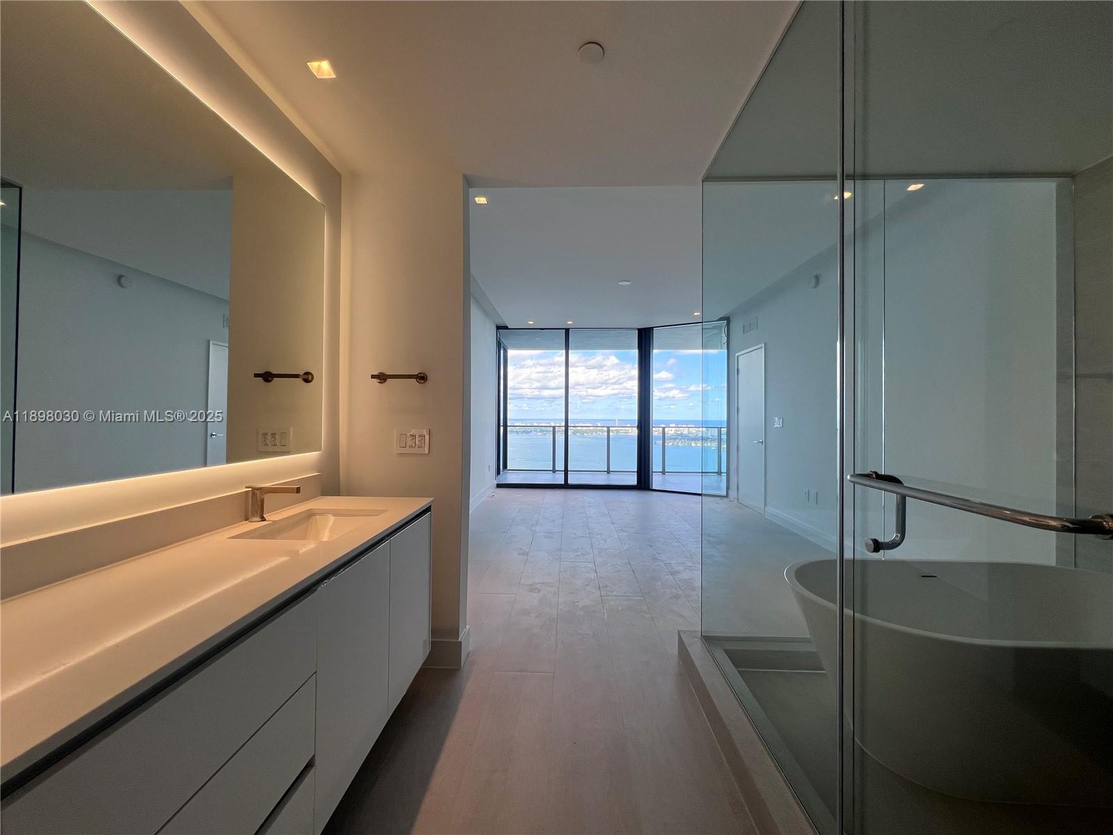 700 NE 24th St #5107 Miami, FL 33137