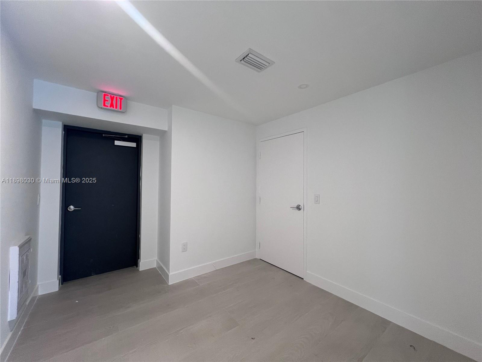 700 NE 24th St #5107 Miami, FL 33137