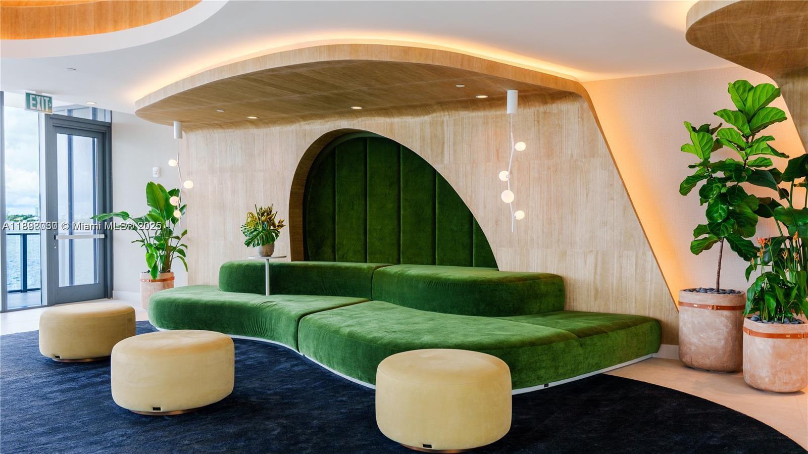 700 NE 24th St #5107 Miami, FL 33137