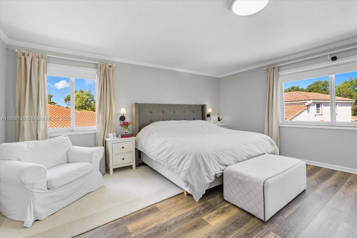 347 Fairmont Rd Weston, FL 33326