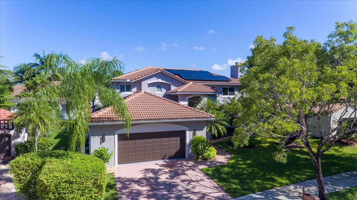 347 Fairmont Rd Weston, FL 33326