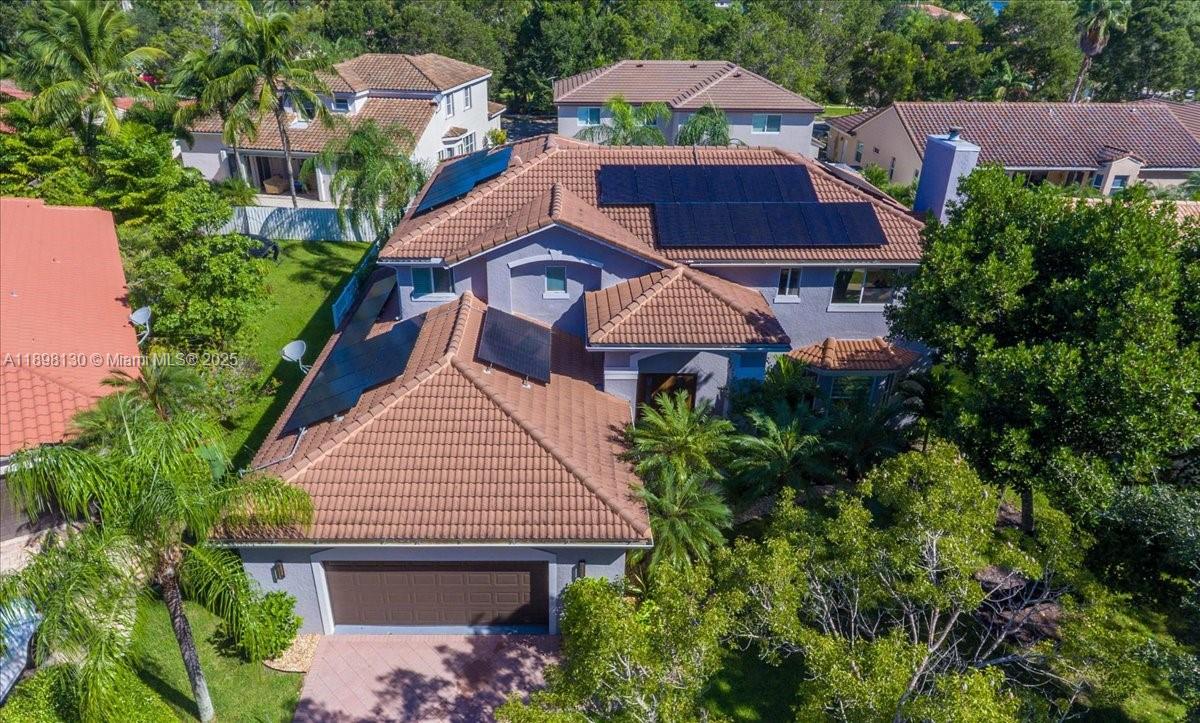 347 Fairmont Rd Weston, FL 33326