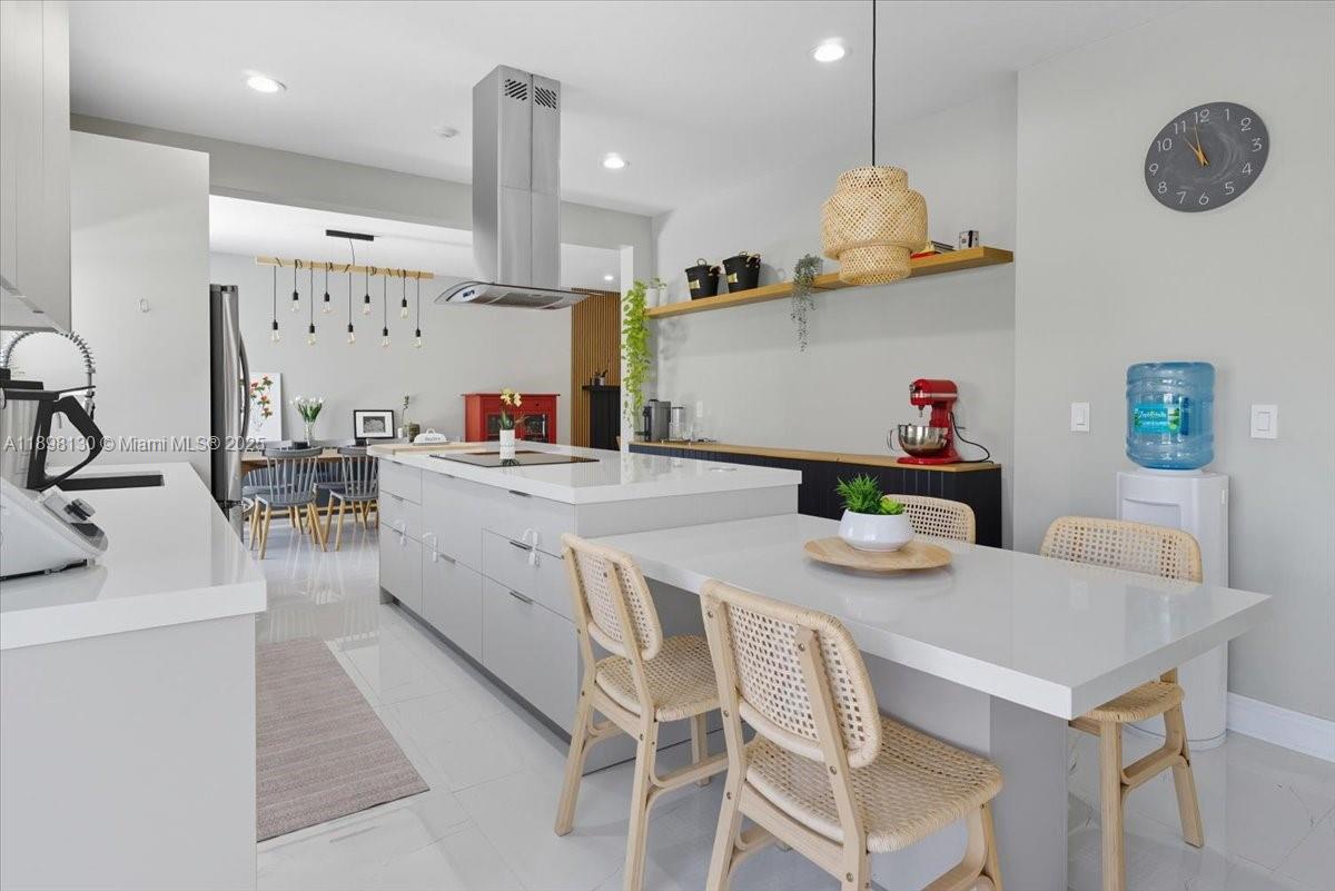 347 Fairmont Rd Weston, FL 33326