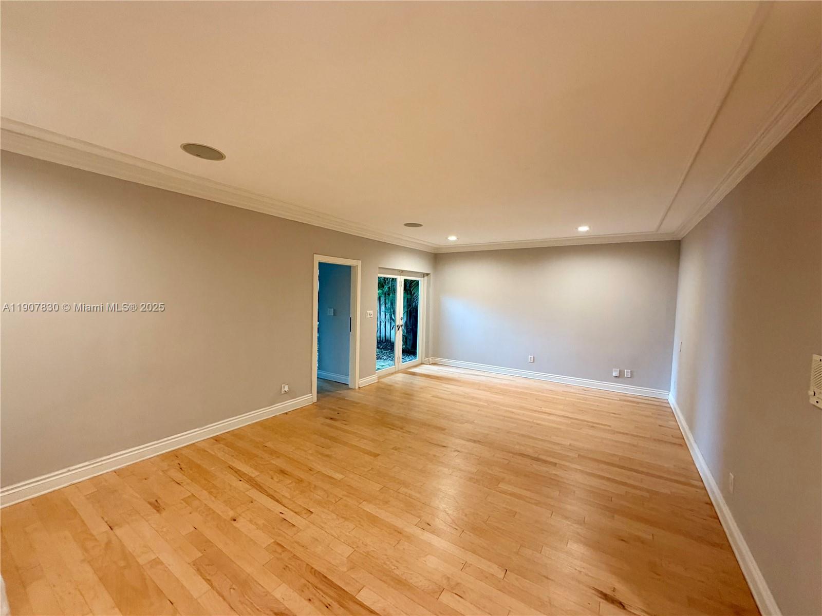 1375 N Biscayne Pt Rd Miami Beach, FL 33141