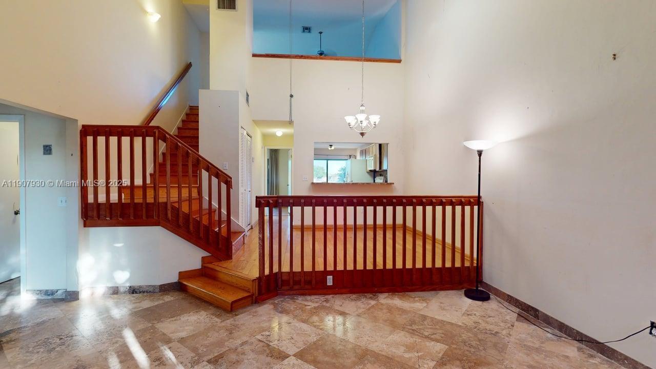 4222 SW 87th Ter Davie, FL 33328