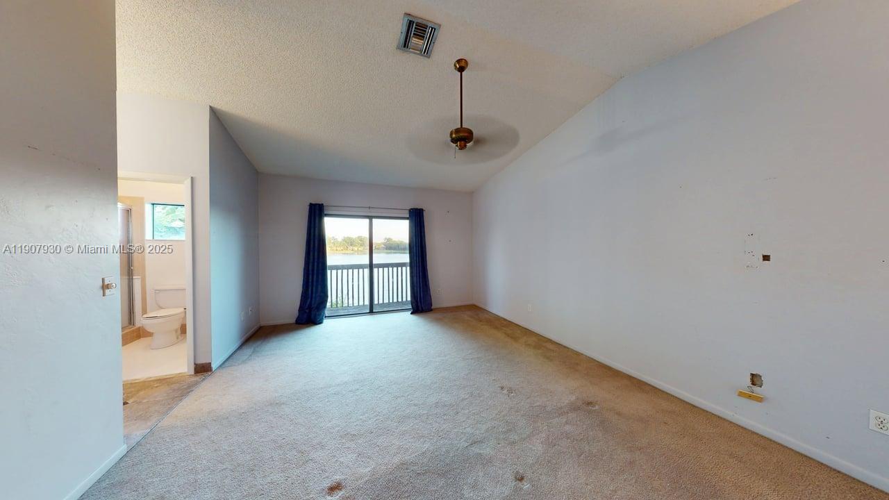 4222 SW 87th Ter Davie, FL 33328