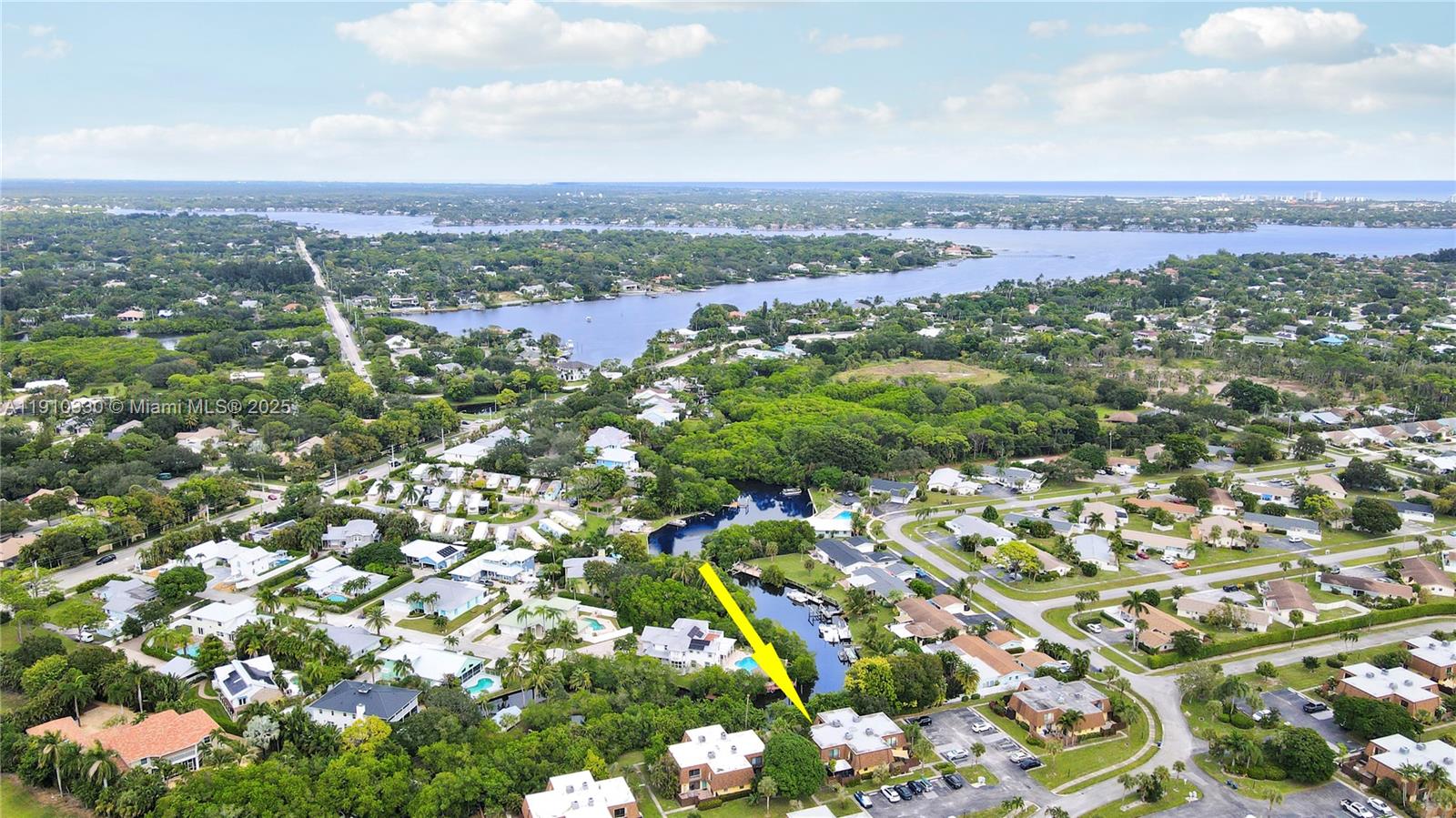 110 N Delaware Blvd #18B