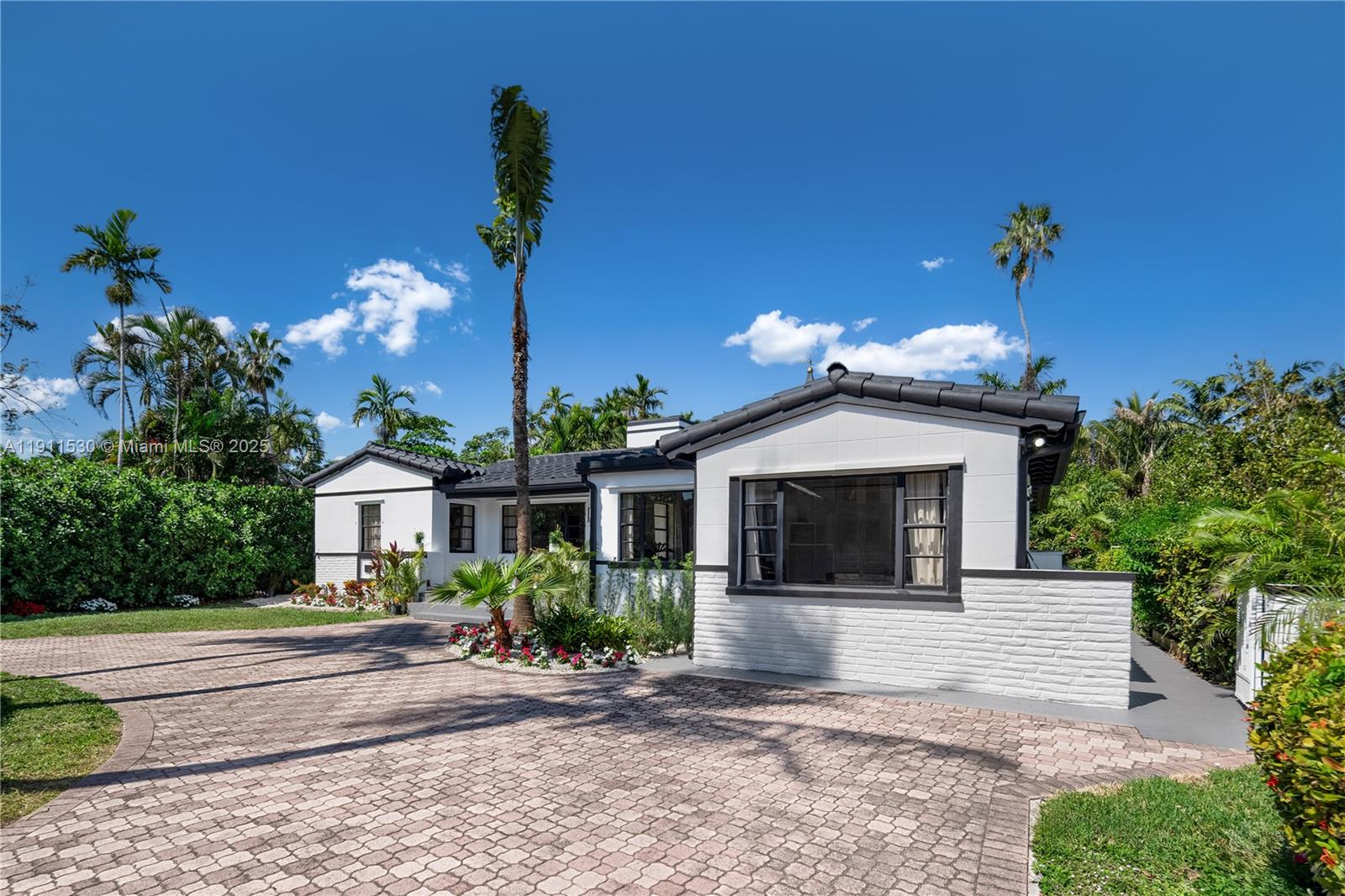 118 E 3rd Ct Miami Beach, FL 33139