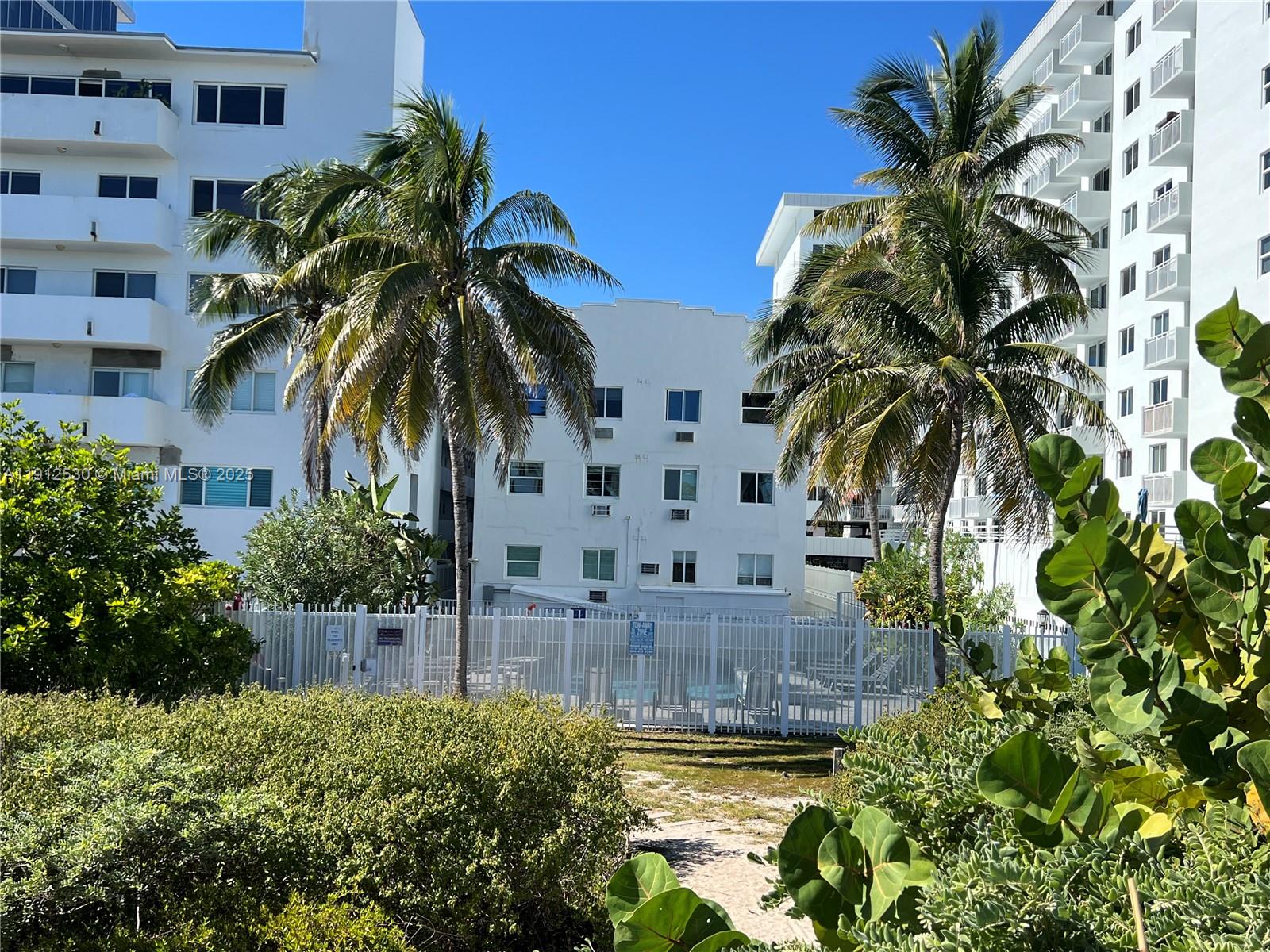 335 Ocean Dr #239 Miami Beach, FL 33139