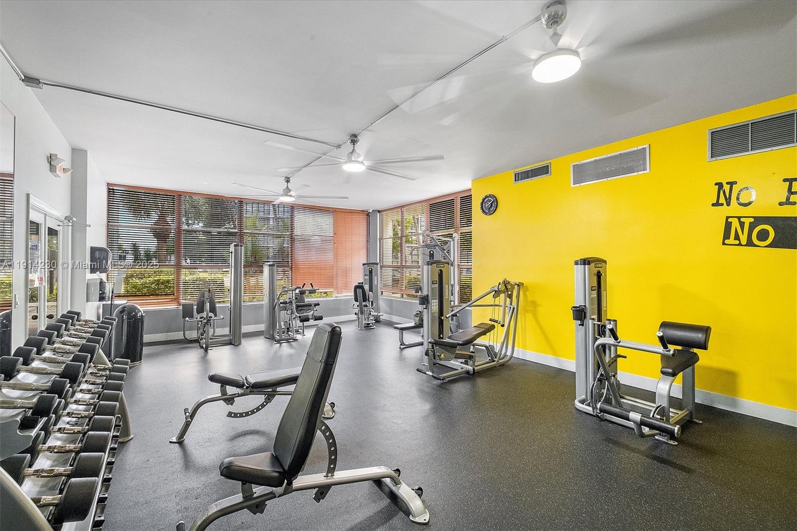 1000 Parkview Dr #220 Hallandale Beach, FL 33009