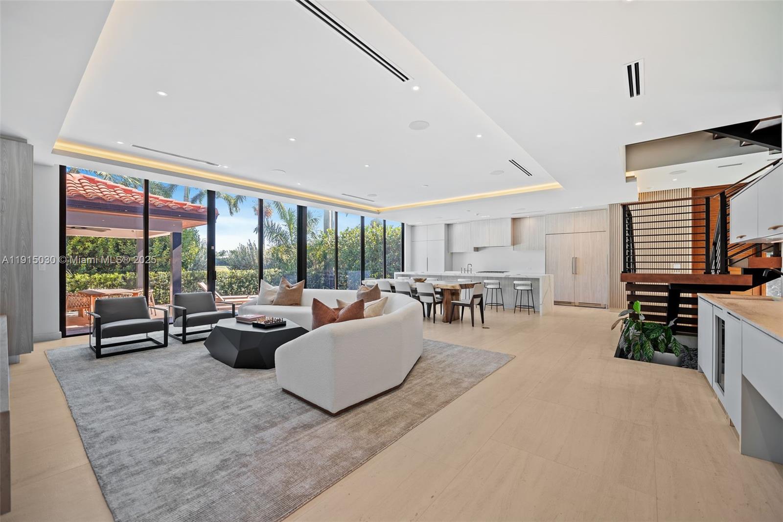 Undisclosed Address Miami Beach, FL 33140