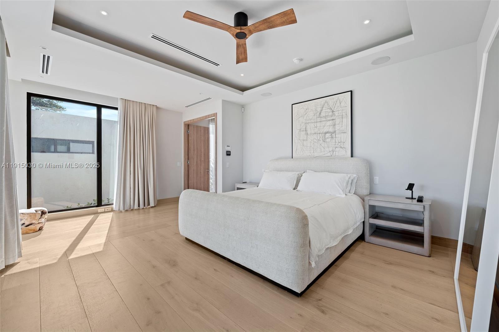 Undisclosed Address Miami Beach, FL 33140