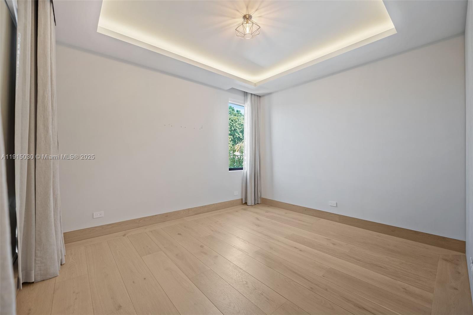 Undisclosed Address Miami Beach, FL 33140