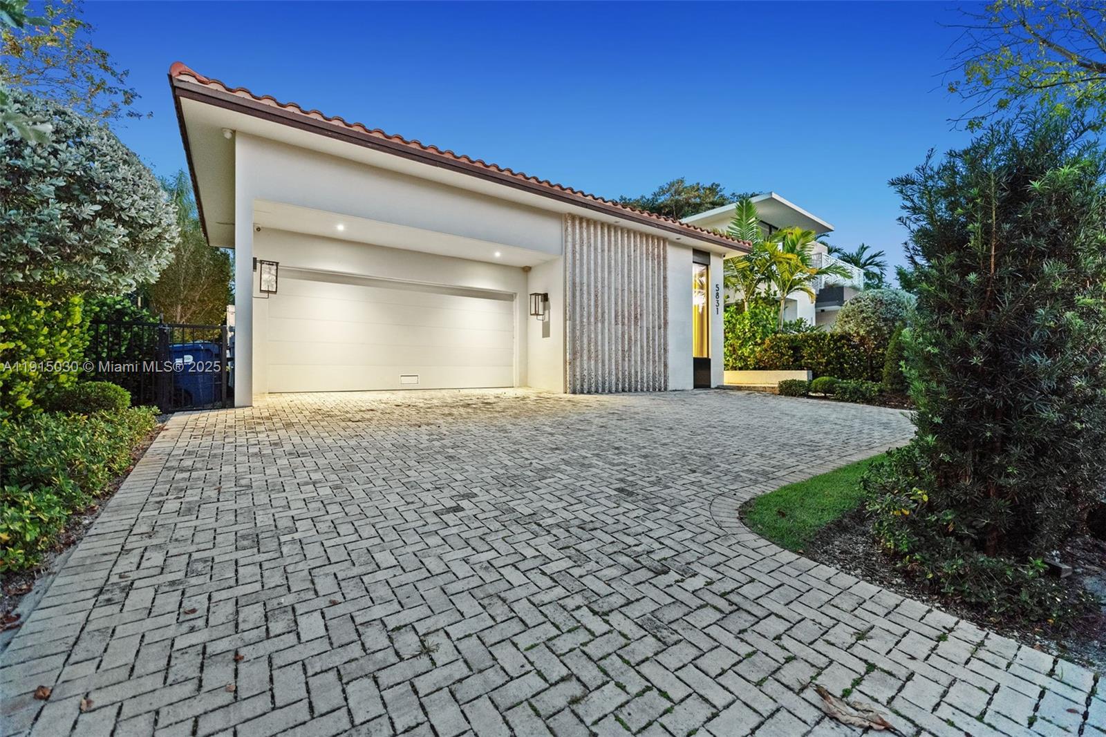 Undisclosed Address Miami Beach, FL 33140