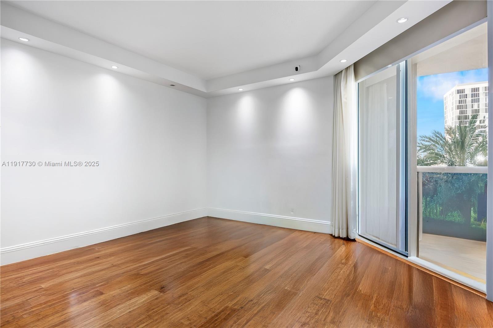 17555 Collins Ave #607 Sunny Isles Beach, FL 33160