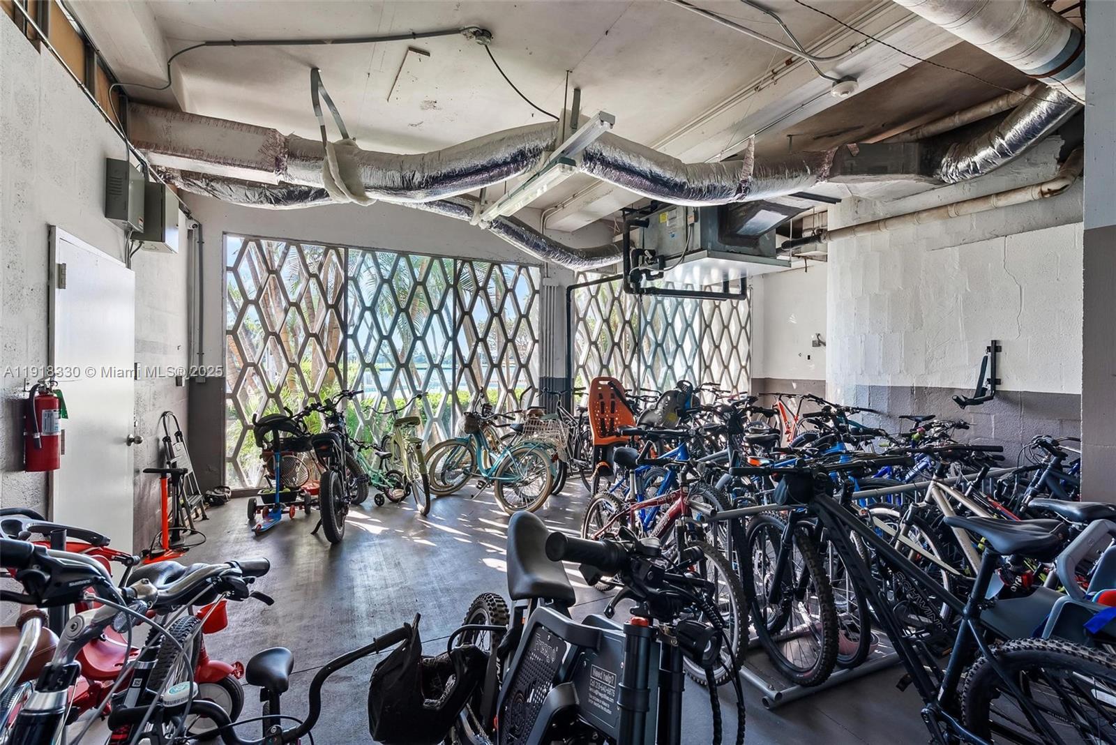 9102 W Bay Hbr Dr #2-DW Bay Harbor Islands, FL 33154